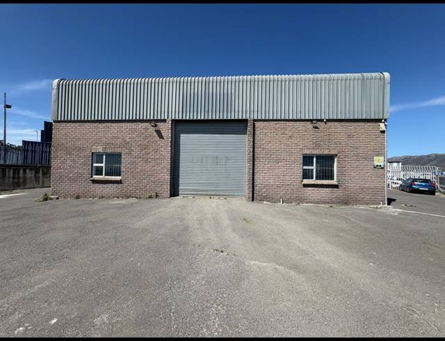 229M² WAREHOUSE TO LET IN BROADLANDS PARK